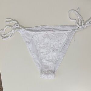 Cabana del Sol White Lace Crochet Tie Side Bikini Bottom - Large